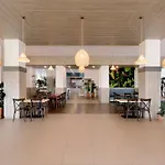 Alua Helios Bay 4* Obzor