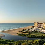 Alua Helios Bay 4*