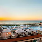 Hotel Alua Helios Bay