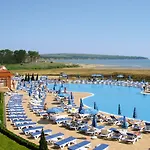 Alua Helios Bay Obzor