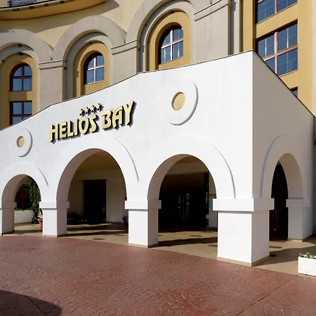 Alua Helios Bay ابزور