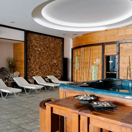Alua Helios Bay ابزور