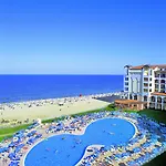 Alua Helios Bay 4* ابزور