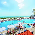 فندق Alua Helios Bay ابزور