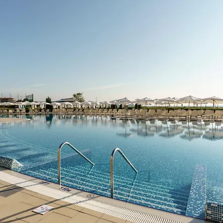 Alua Helios Bay ホテル