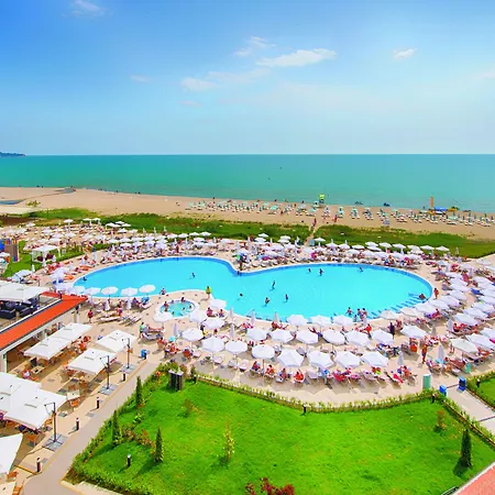 Alua Helios Bay ホテル