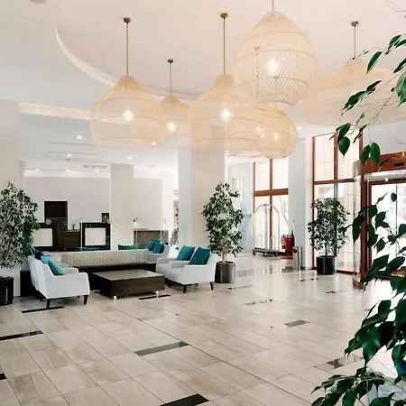 Alua Helios Bay 4*