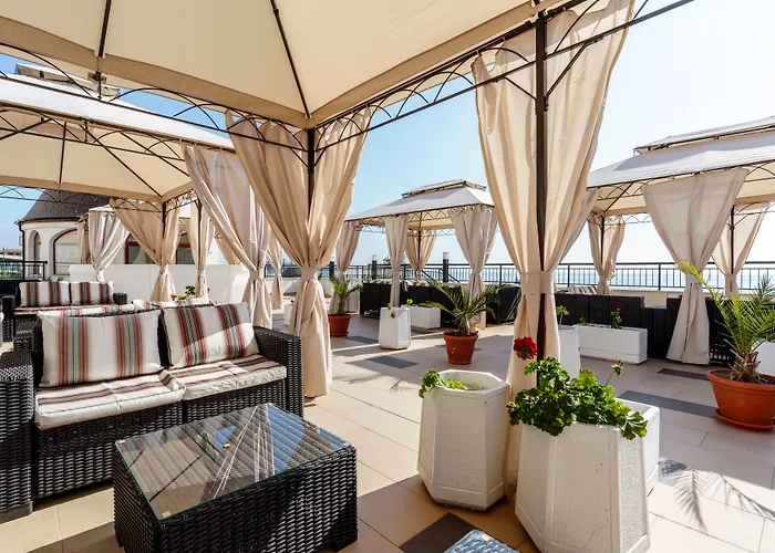 酒店 Alua Helios Bay 奥布佐尔