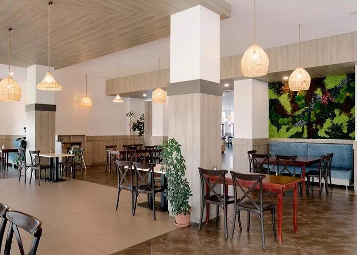 Hotel Alua Helios Bay 4*