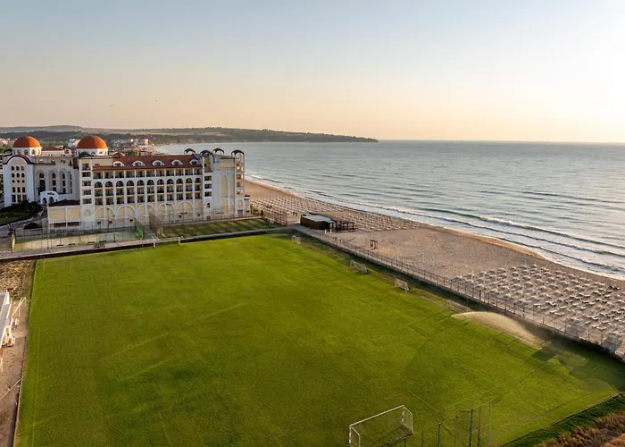 Alua Helios Bay Хотел 4*