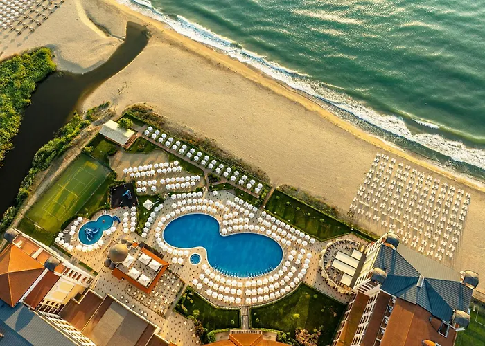 Alua Helios Bay 奥布佐尔