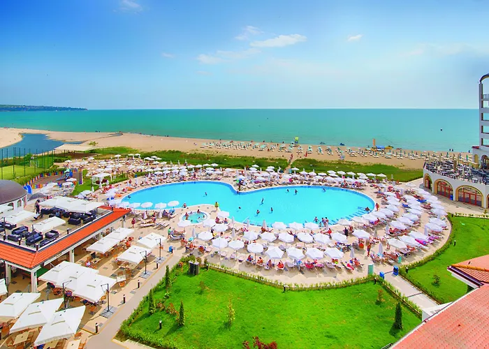 Alua Helios Bay Хотел